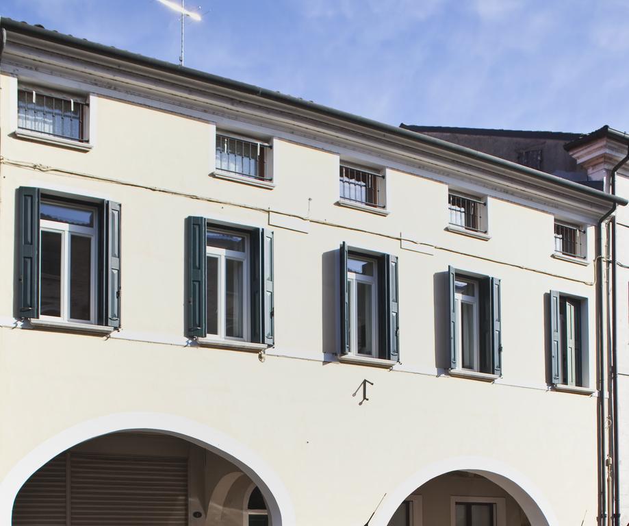 B&B ViaCavourSei Portogruaro Extérieur photo